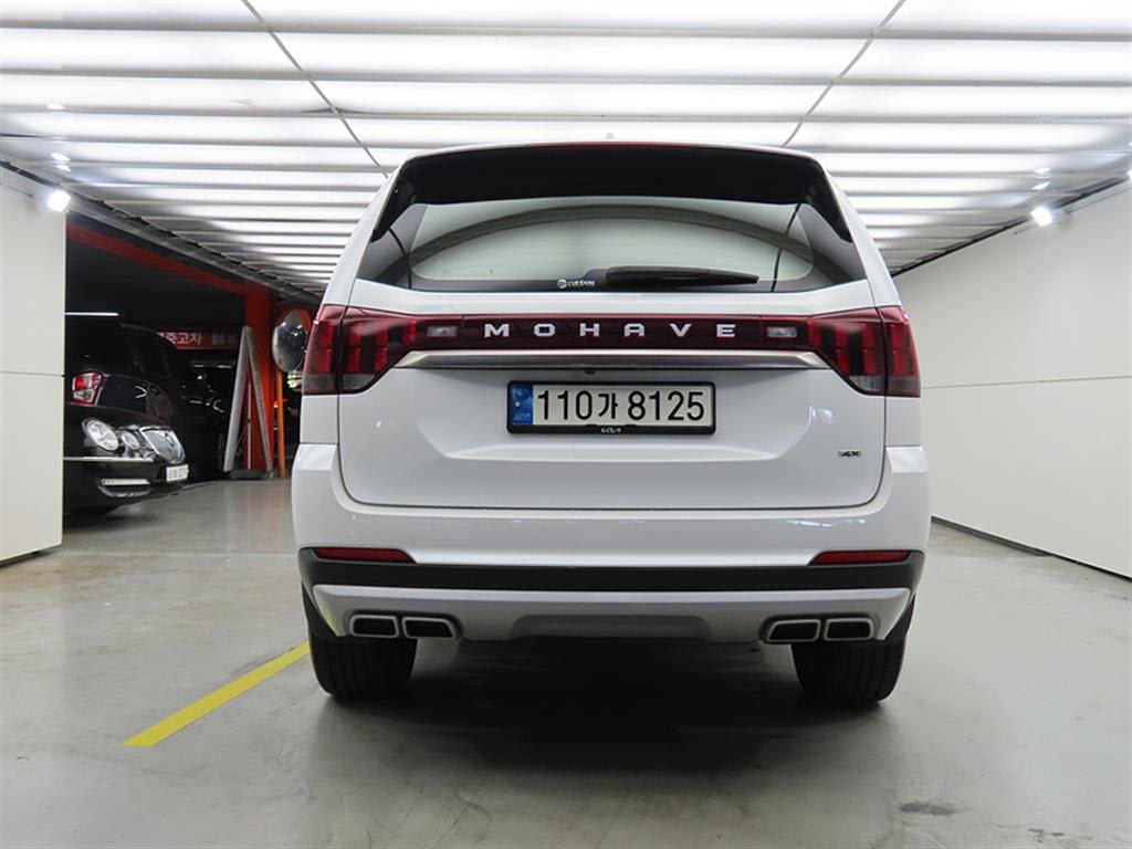 2022 Kia Mohave The Blanco - Miniatura 3