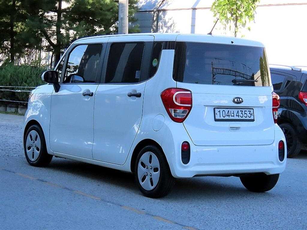 2019 Kia Ray 2 Blanco - Miniatura 3