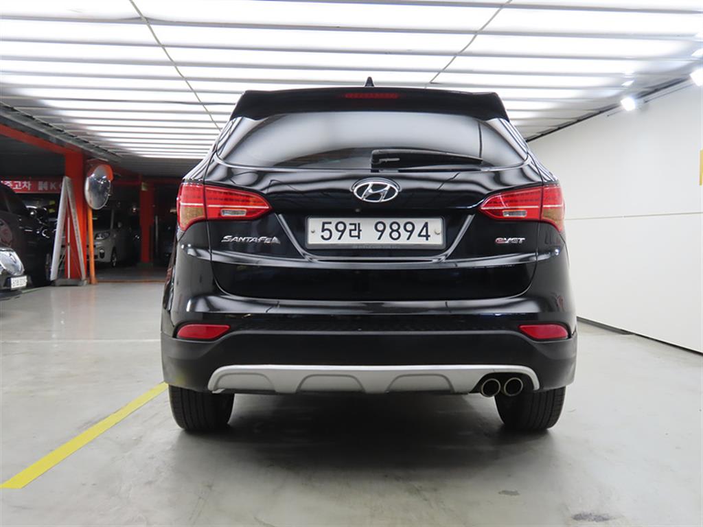2015 Hyundai Santa Fe DM Negro - Miniatura 3