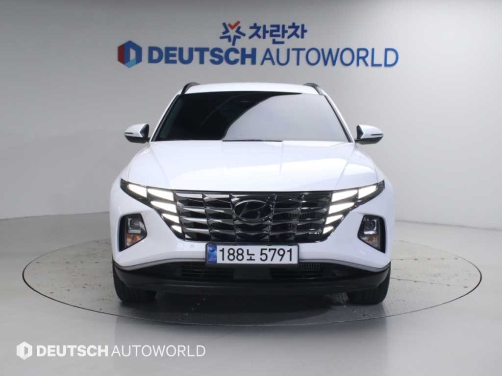 2023 Hyundai Tucson (NX4) Blanco - Miniatura 3