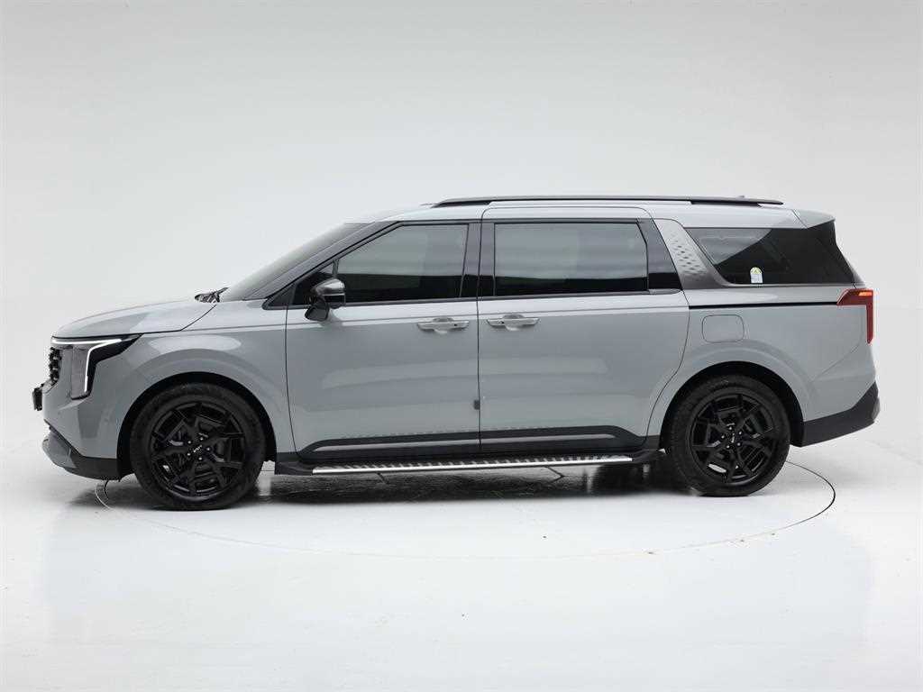 2024 Kia Carnival Hybrid Gris - Miniatura 3