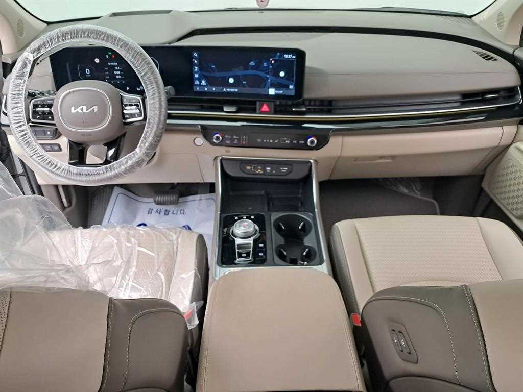 2024 Kia Carnival Hybrid Gris - Miniatura 6