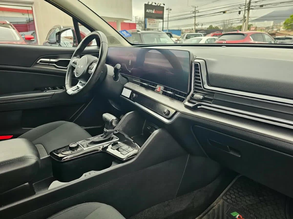 2024 KIA Sportage 2.0L - Miniatura 7