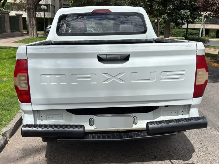 2023 Maxus T60 4x4 - Miniatura 4
