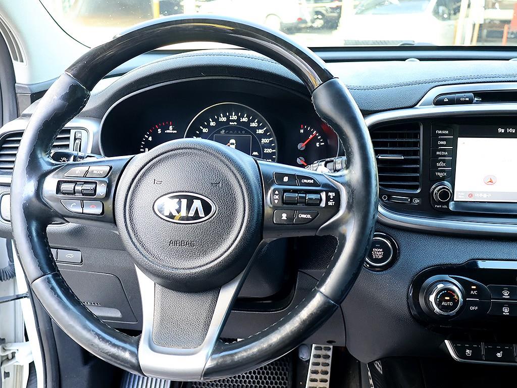 2017 Kia Sorento Diesel Blanco - Miniatura 8