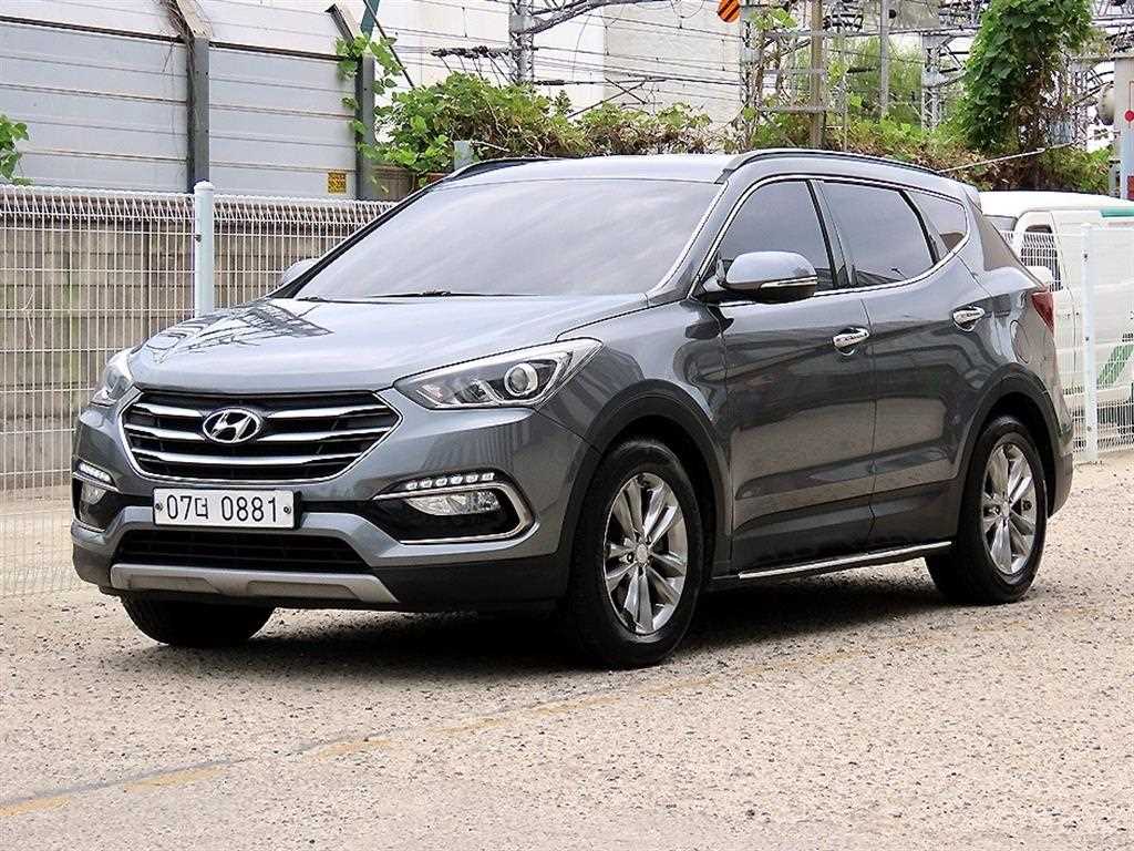 2016 Hyundai Santa Fe The Gris - Miniatura 2