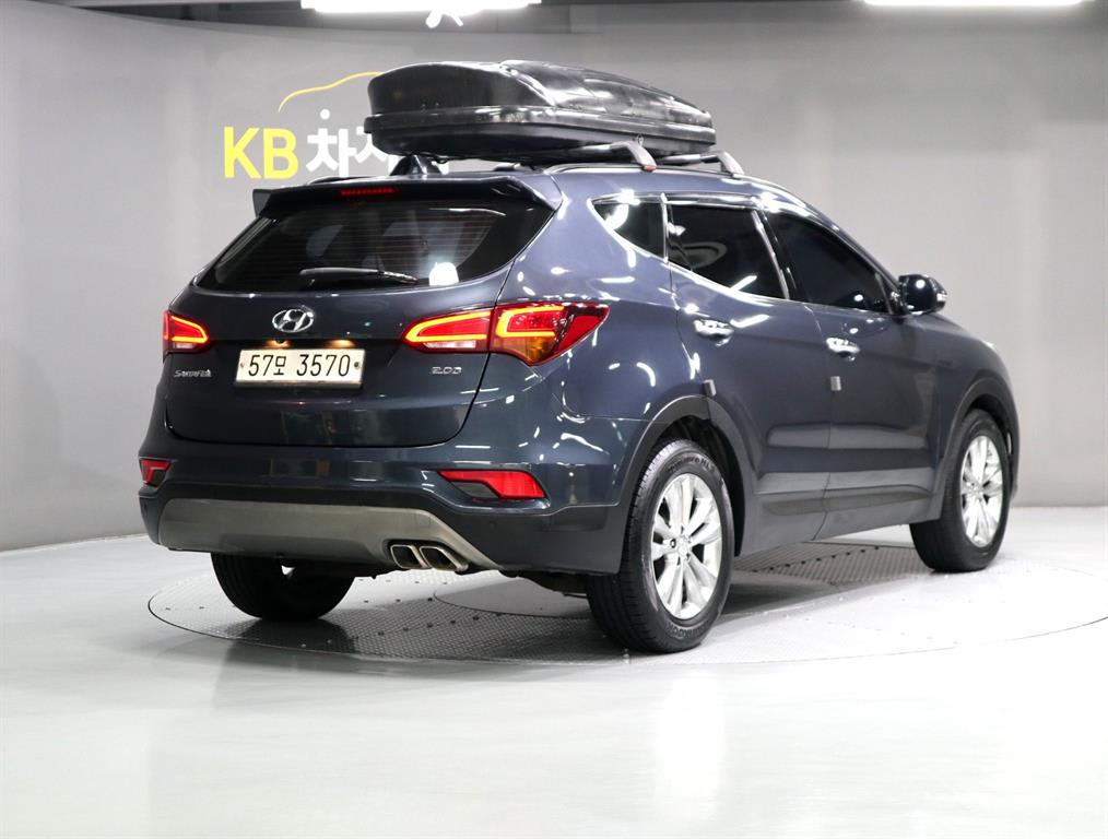 2018 Hyundai Santa Fe The Azul - Miniatura 3