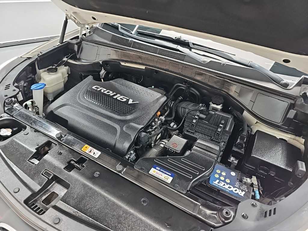 2017 Hyundai Santa Fe The Blanco - Miniatura 5