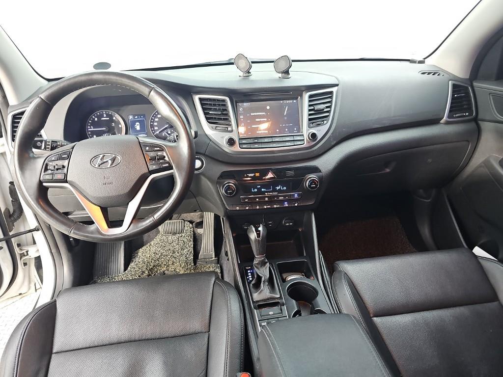 2018 Hyundai Tucson Diesel Blanco - Miniatura 5