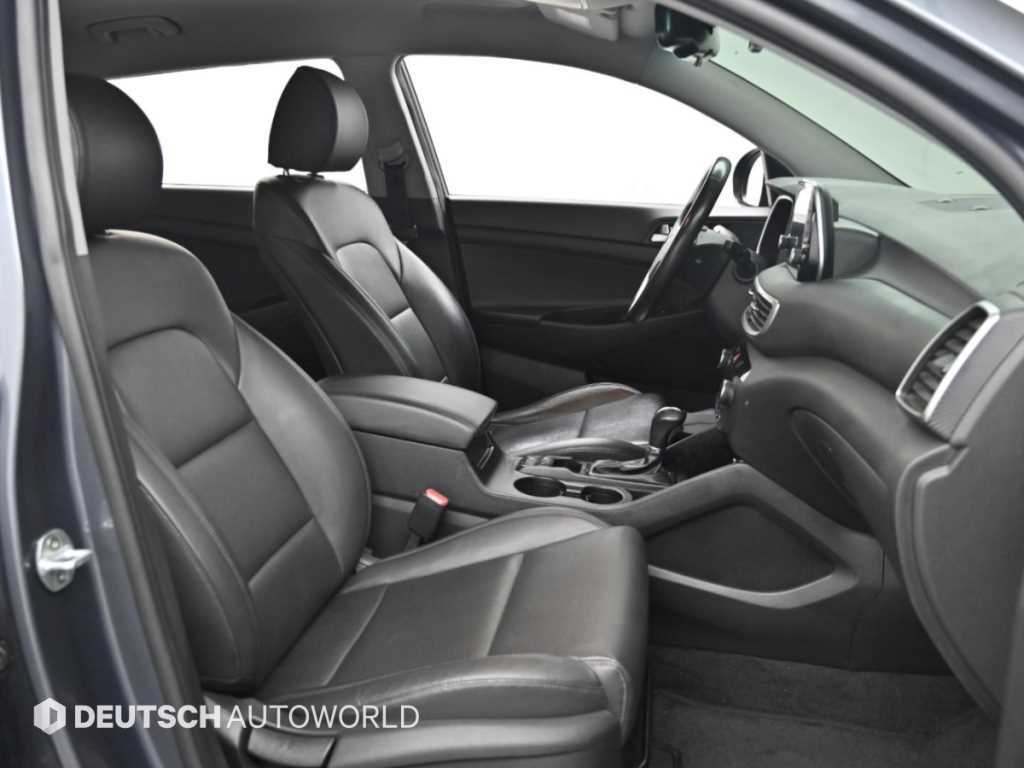 2019 Hyundai Tucson Diesel Gris - Miniatura 10