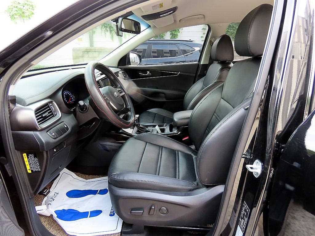 2018 Kia Sorento Diesel Negro - Miniatura 5