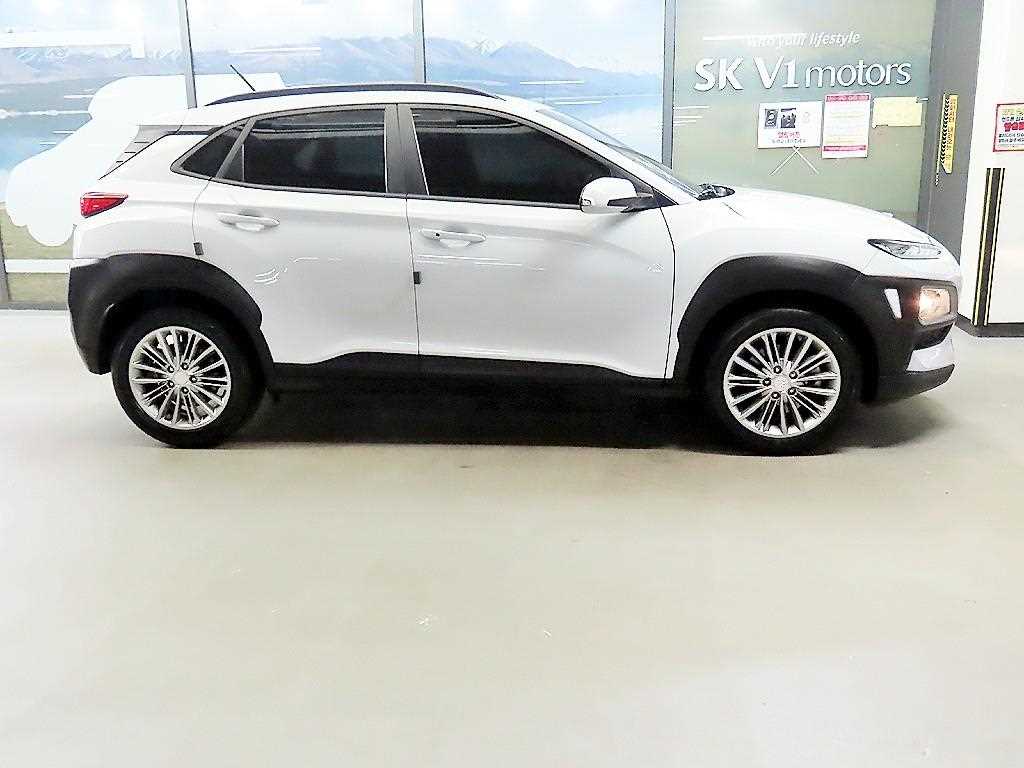 2018 Hyundai Kona 1.6 Blanco - Miniatura 3