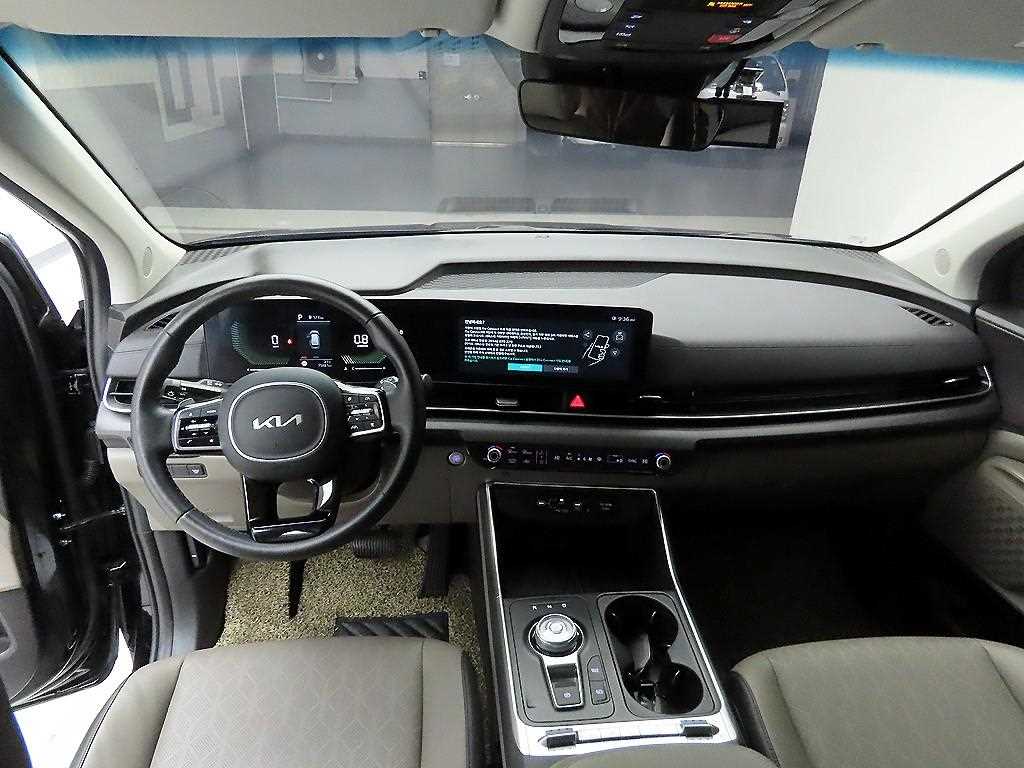 2024 KIA Carnival Ref 425868 Gasoline - Miniatura 8