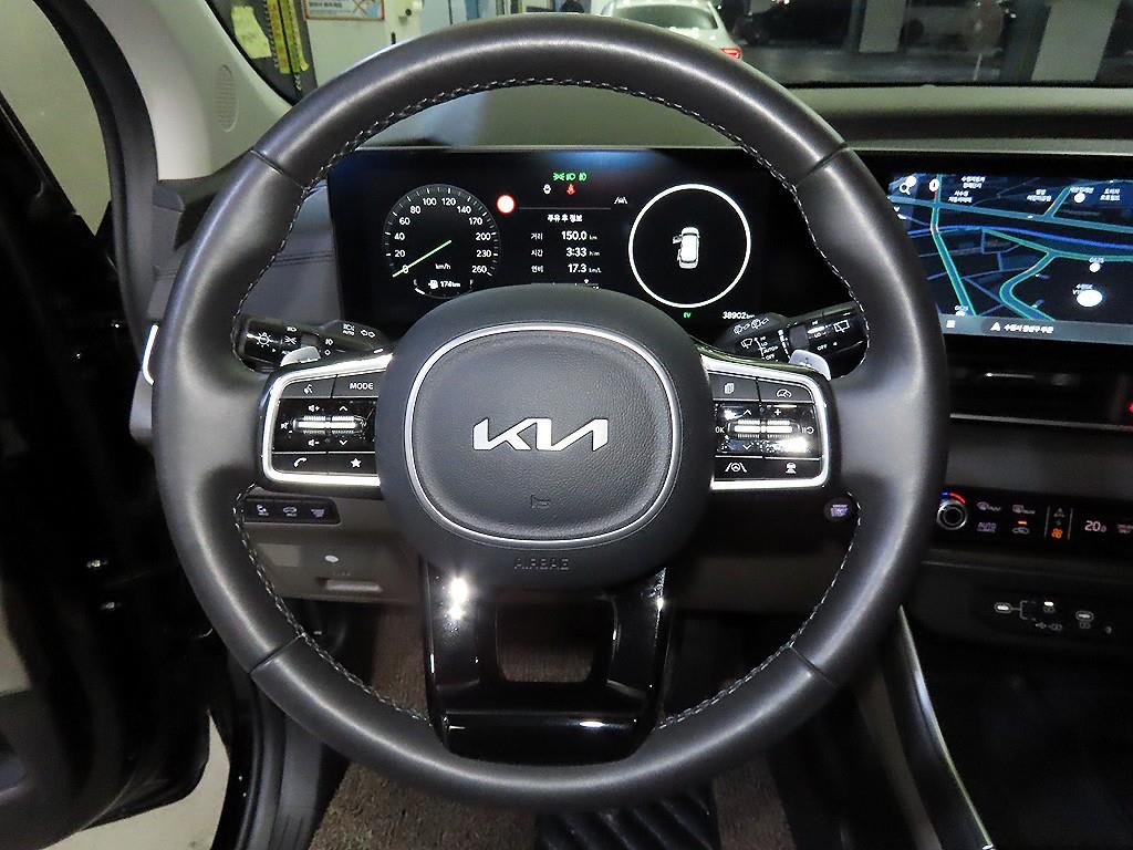 2025 Kia Carnival Hybrid Negro - Miniatura 8