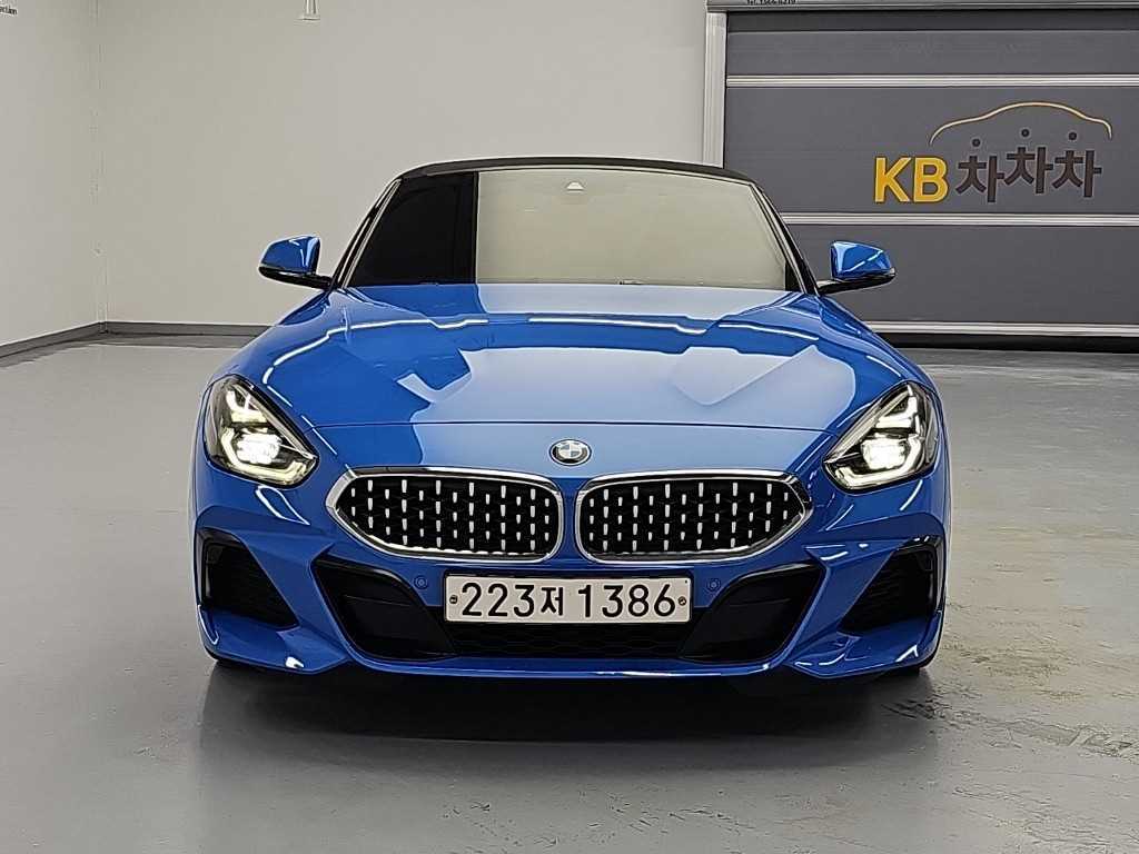 2019 BMW Z4 Ref 425990 Gasoline Azul - Miniatura 2