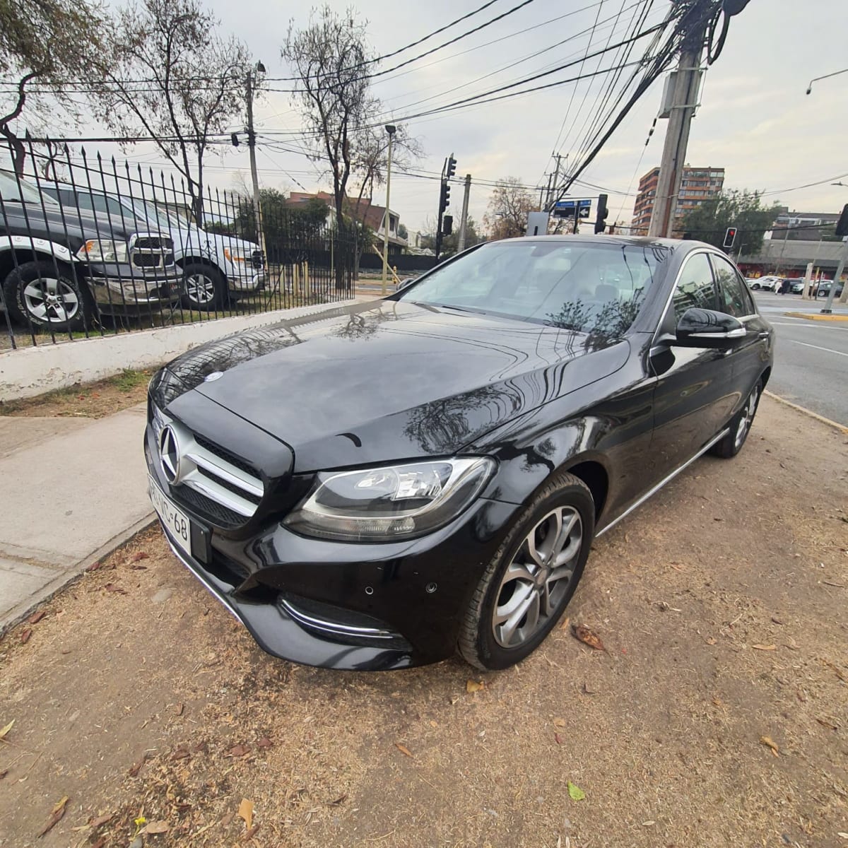 2016 Mercedes-Benz C180 - Miniatura 3