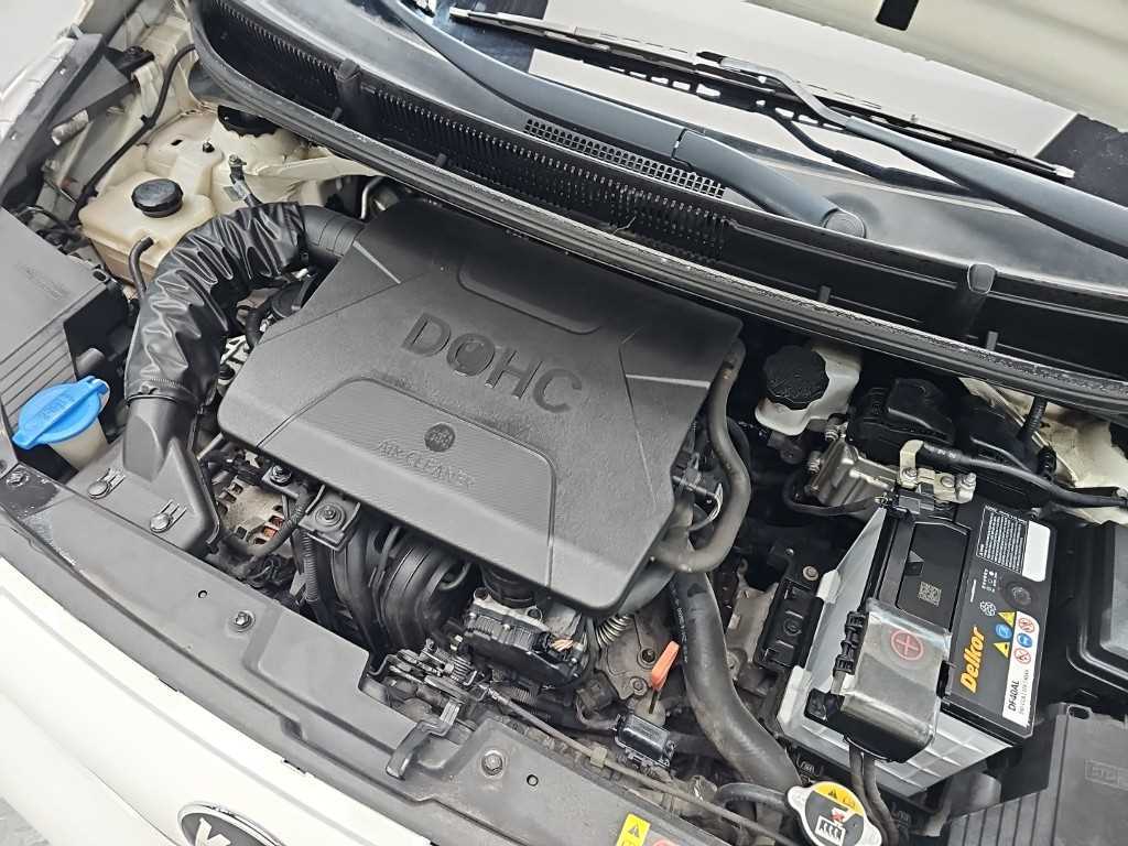 2018 KIA Morning Ref 426528 Gasoline Blanco - Miniatura 5