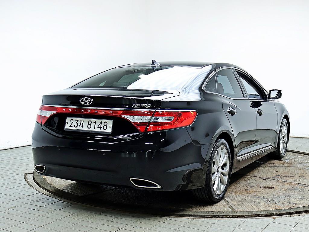 2011 Hyundai Grandeur Ref 426524 Gasoline Negro - Miniatura 4