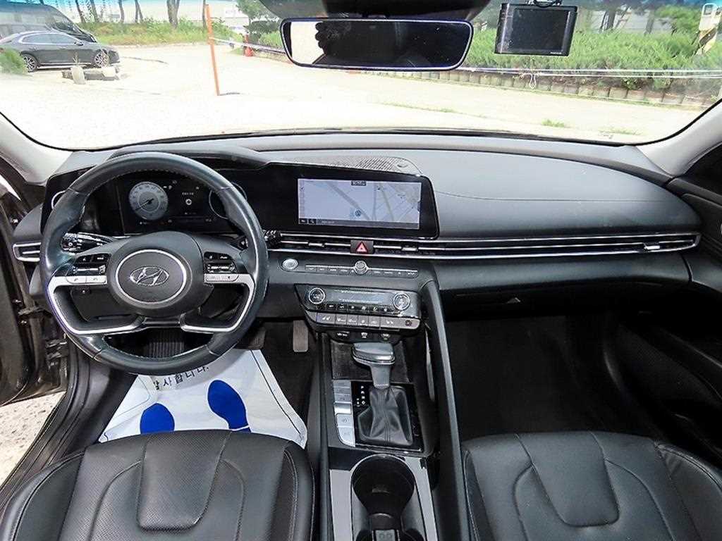 2021 Hyundai Avante (CN7) Gris - Miniatura 7