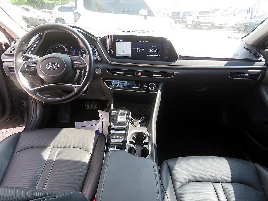 2020 Hyundai Sonata (DN8) - Miniatura 8
