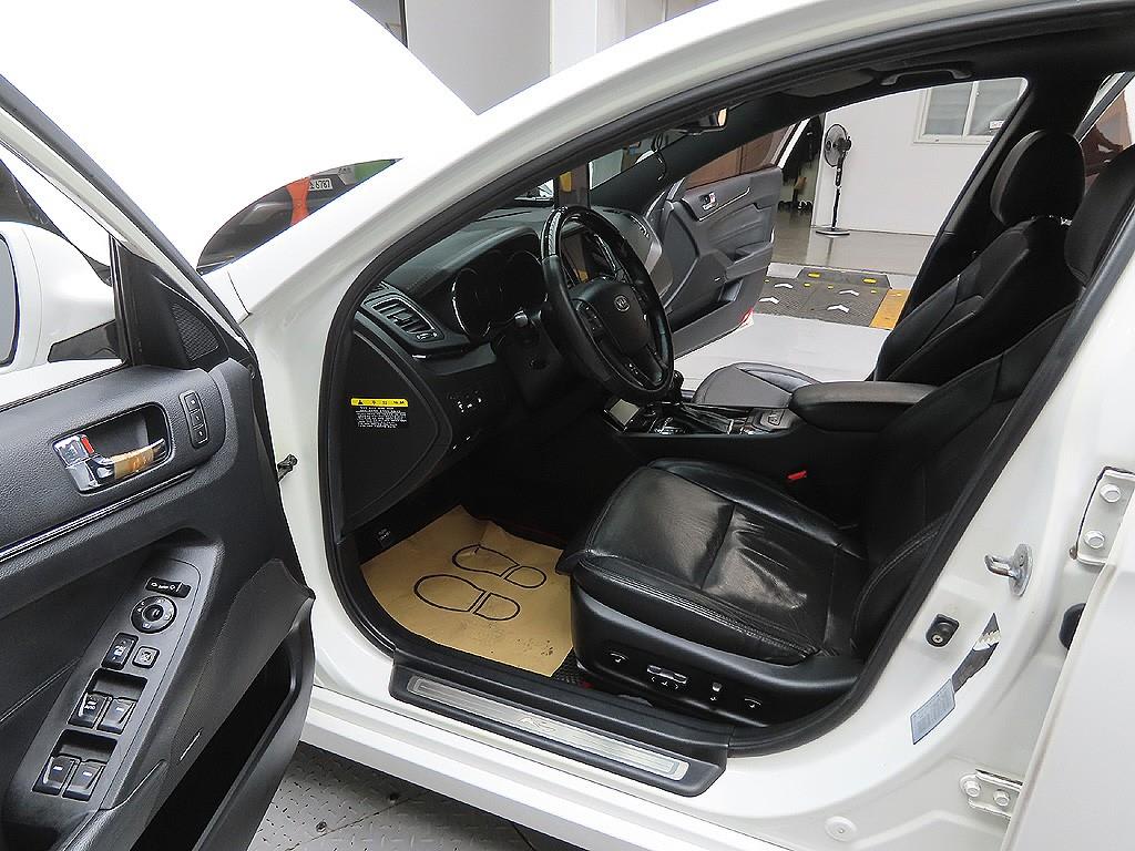 2011 KIA K7 Ref 426514 Diesel Blanco - Miniatura 10