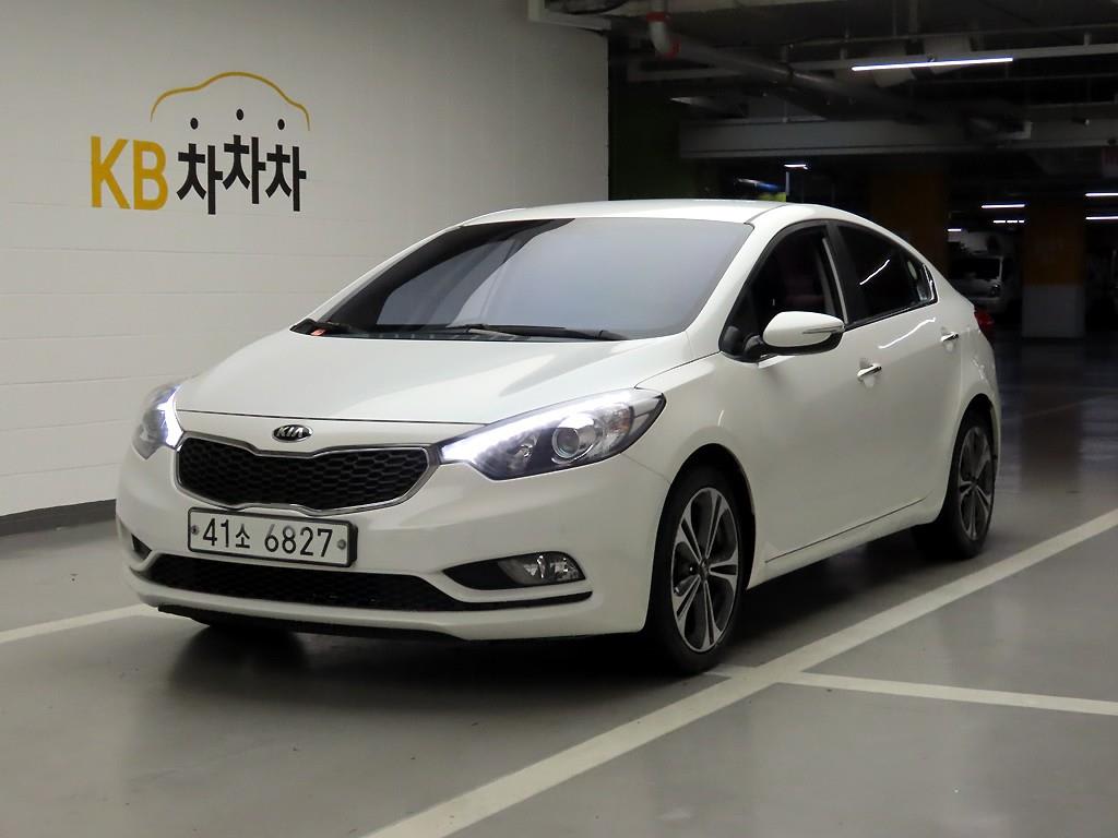 2015 Kia K3 1.6 Blanco - Miniatura 2