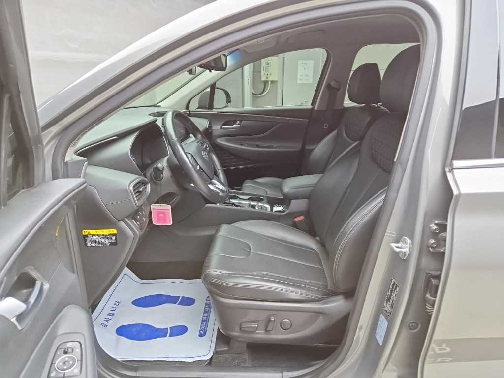 2019 Hyundai Santa Fe TM - Miniatura 5