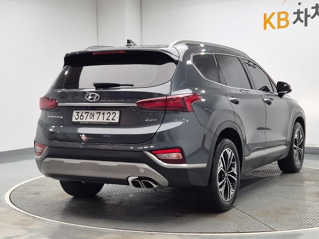 2019 Hyundai Santa Fe TM Gris - Miniatura 3