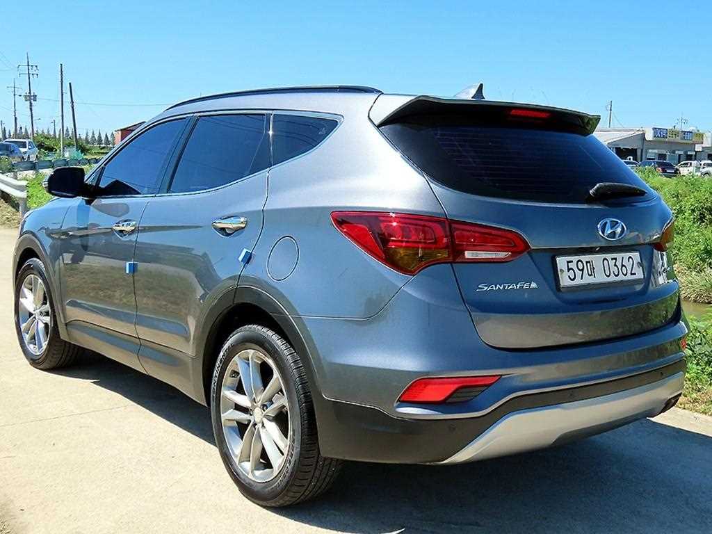 2016 Hyundai Santa Fe The - Miniatura 3
