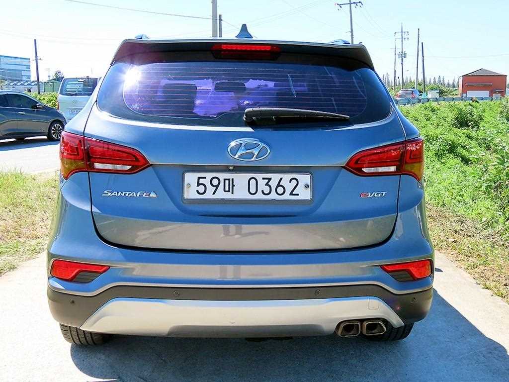 2016 Hyundai Santa Fe The - Miniatura 4