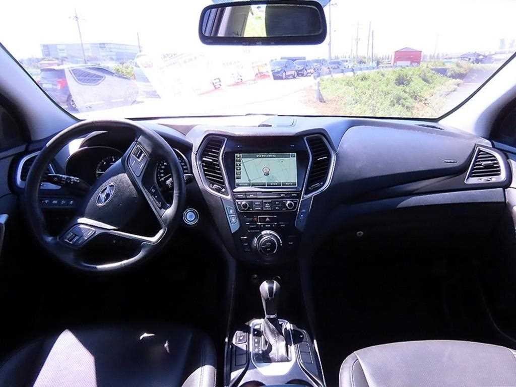 2016 Hyundai Santa Fe The - Miniatura 9