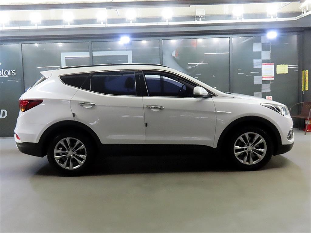 2016 Hyundai Santa Fe The Blanco - Miniatura 3
