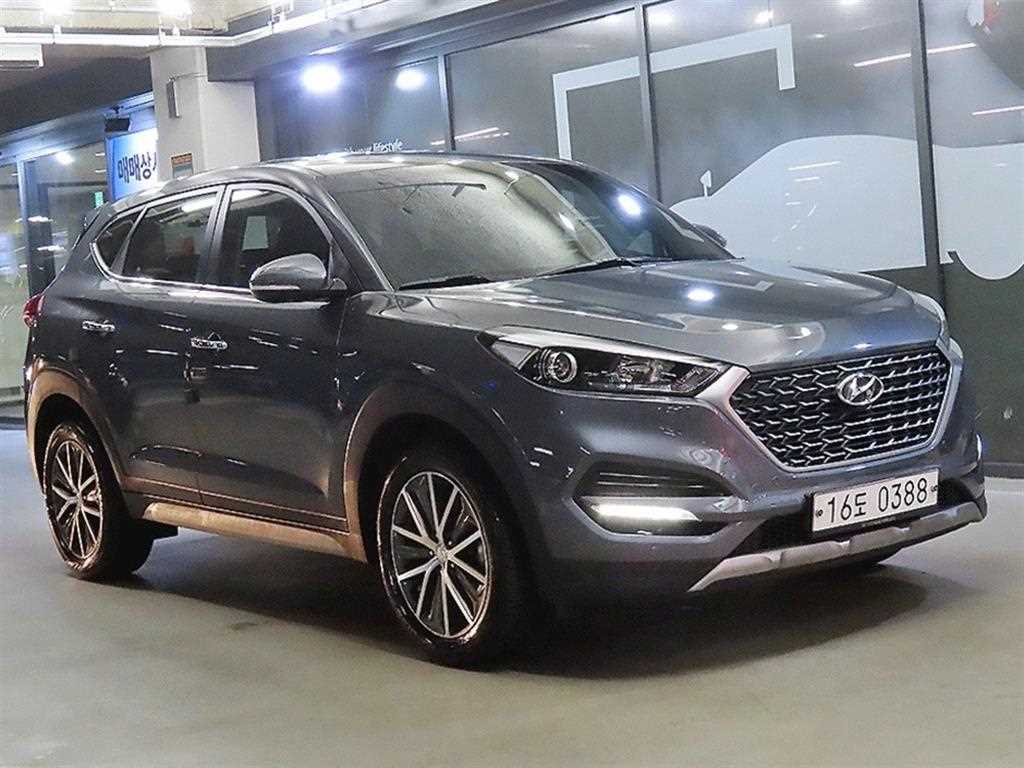 2017 Hyundai Tucson Diesel Gris - Imagen 1