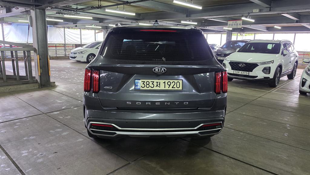 2021 Kia Sorento Generation Gris - Miniatura 4