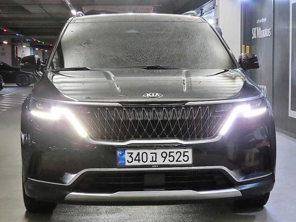 2021 Kia Carnival 4th - Miniatura 2