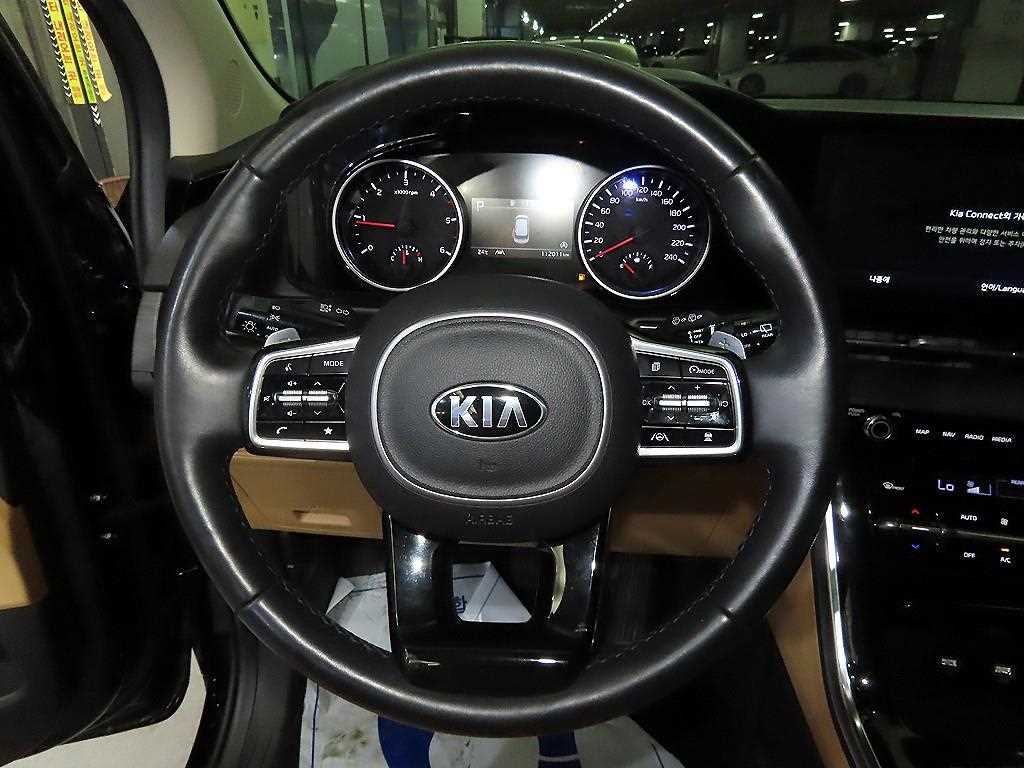 2021 Kia Carnival 4th - Miniatura 8