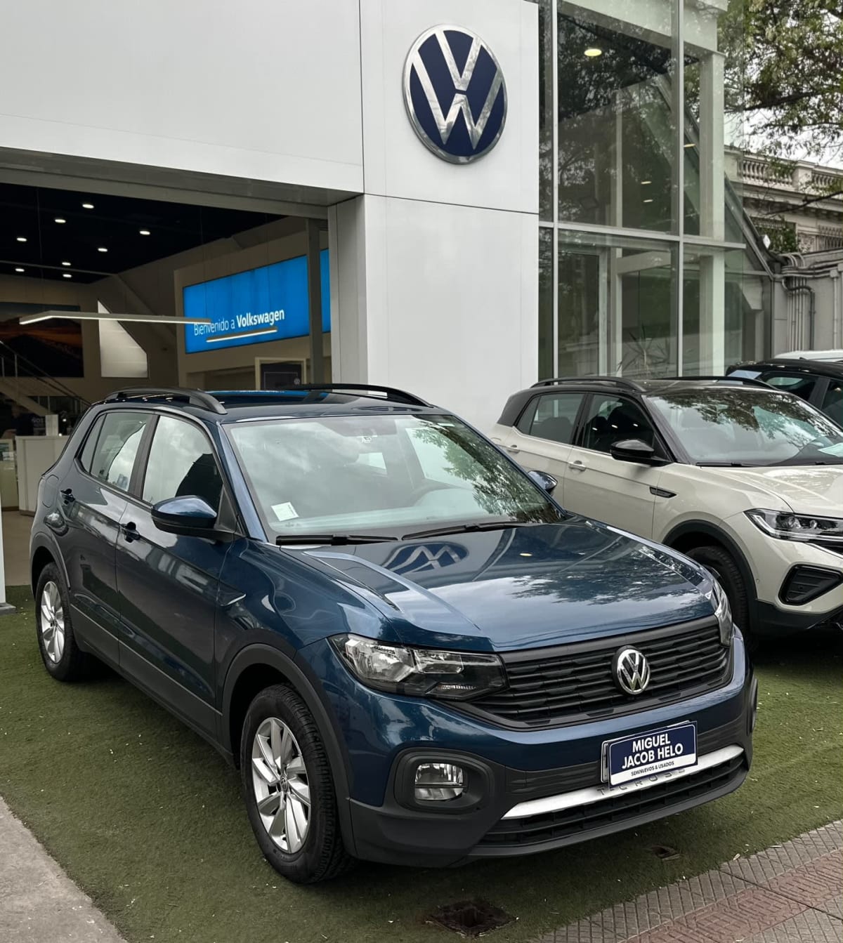 2022 Volkswagen T-Cross Trendline Azul - Imagen 1