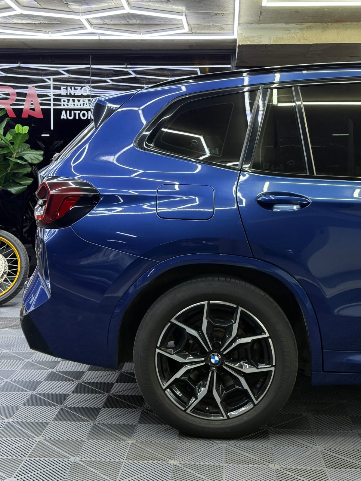 2022 BMW X3 Xdrive30i Azul - Miniatura 9