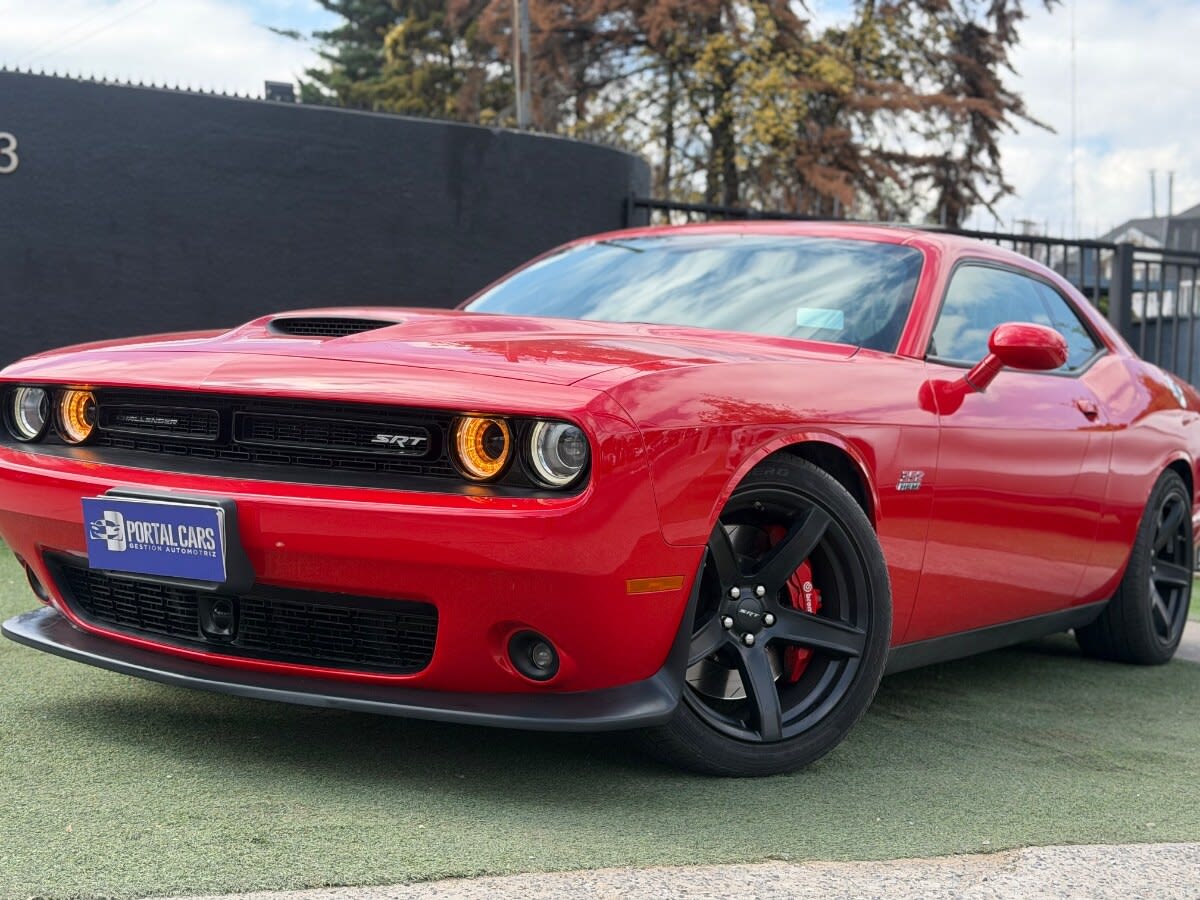 2019 Dodge CHALLENGER 6.4 Rojo - Miniatura 5
