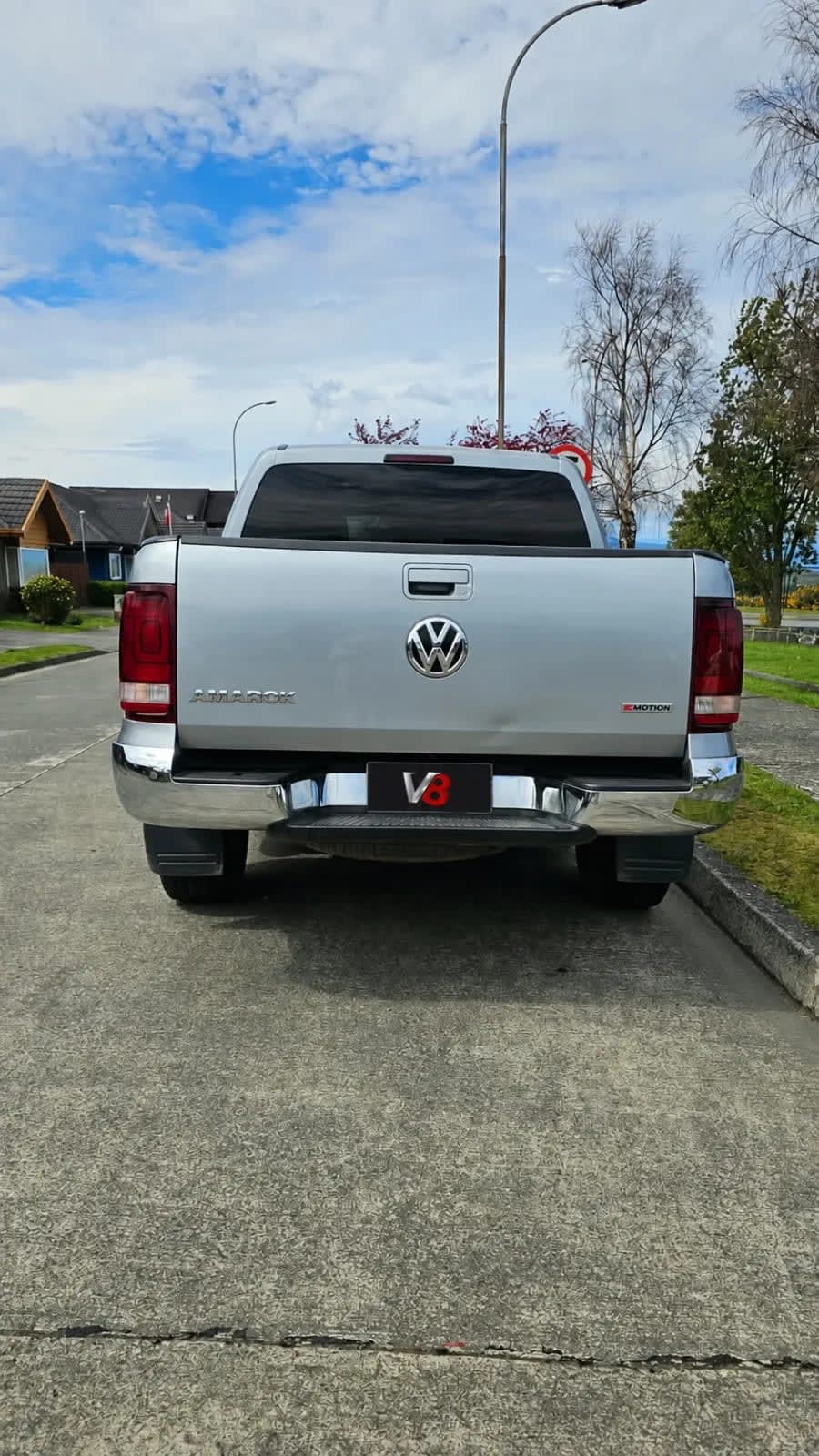 2023 Volkswagen Amarok Highline Gris - Miniatura 5