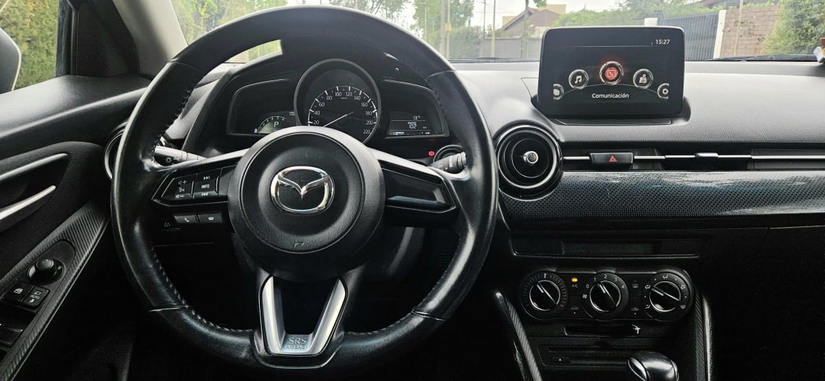 2019 Mazda 2 sport V Plata - Miniatura 8