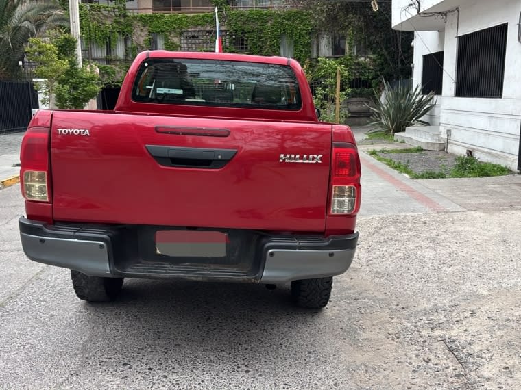 2021 TOYOTA HILUX Dcab - Miniatura 4