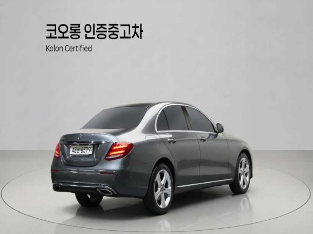 2017 Mercedes-Benz Clase E Mercedes Benz E Class Ref 427066 - Miniatura 3