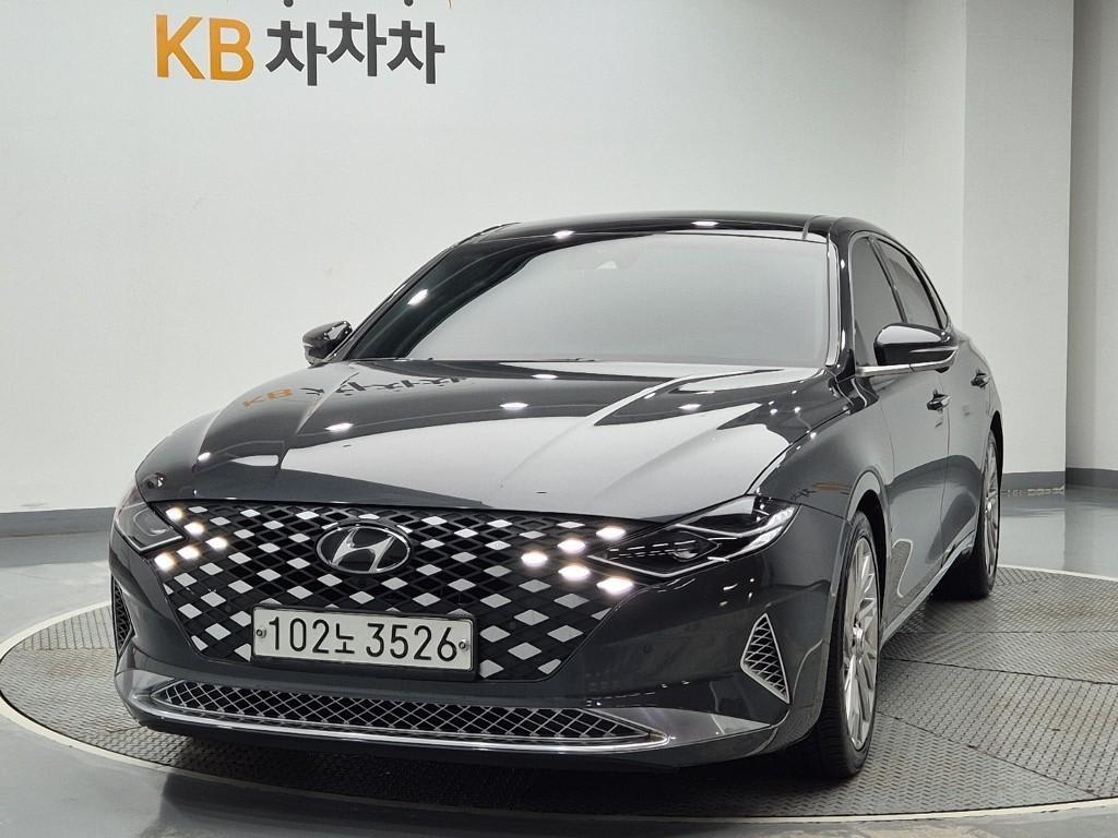2020 Hyundai Grandeur IG Gris - Imagen 1