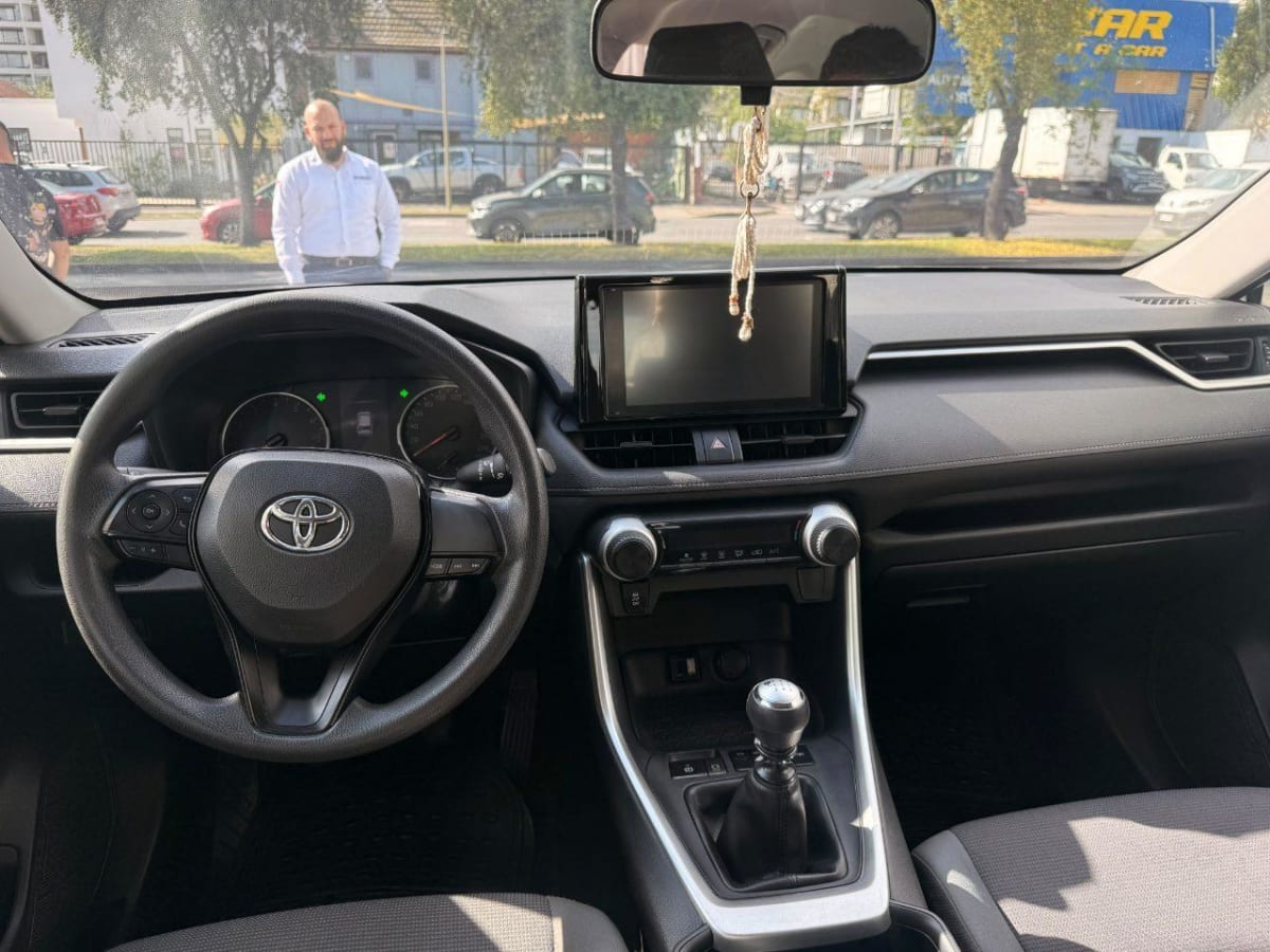 2021 Toyota RAV4 2.0 - Miniatura 3