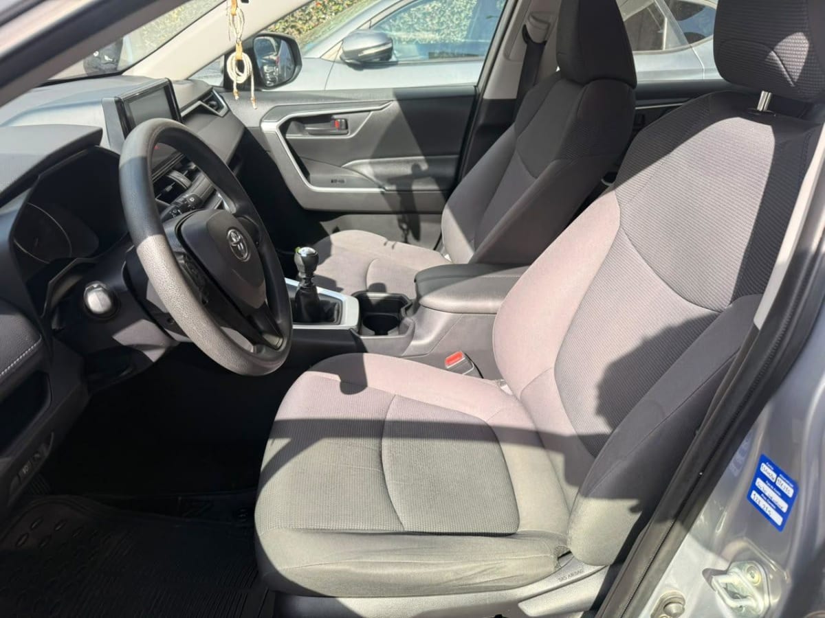 2021 Toyota RAV4 2.0 - Miniatura 8