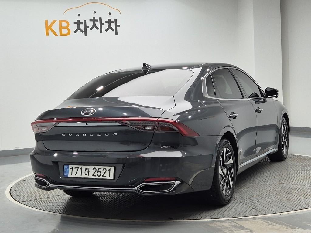 2023 Hyundai Grandeur IG Gris - Miniatura 4