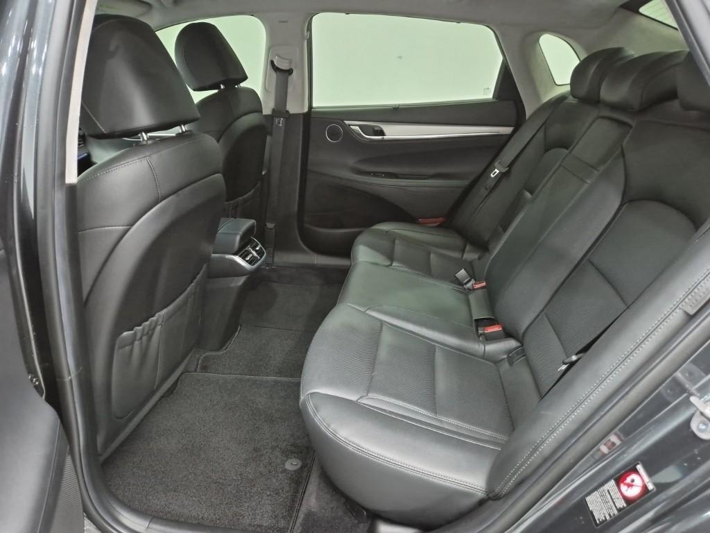 2023 Hyundai Grandeur IG Gris - Miniatura 10