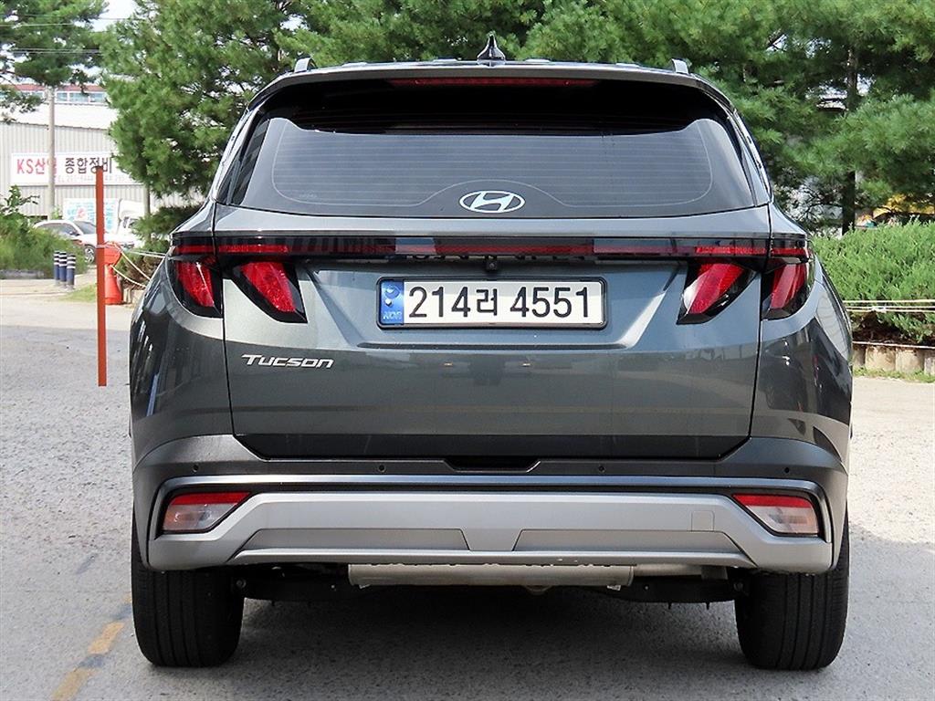 2024 Hyundai Tucson (NX4) Gris - Miniatura 4