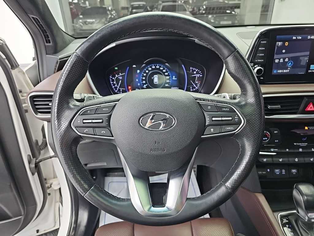 2020 Hyundai Santa Fe TM Blanco - Miniatura 9